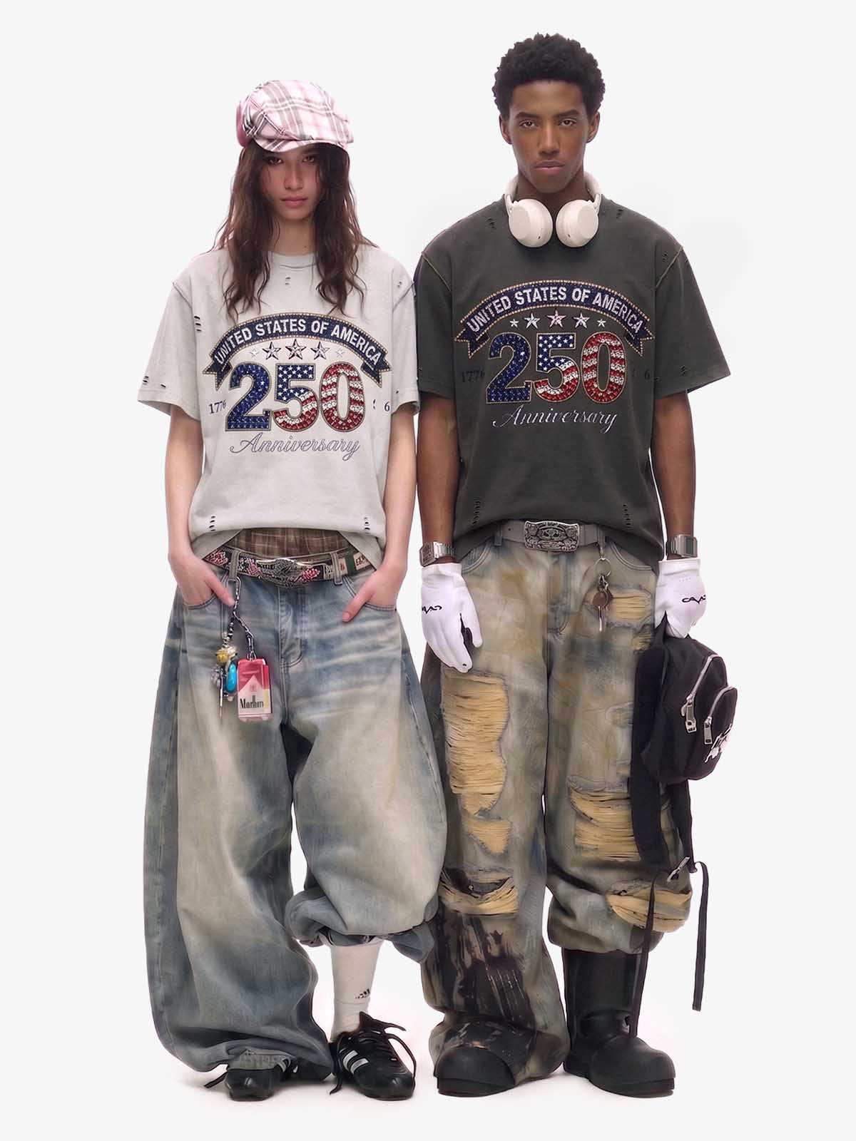 Rhinestone 250 Ripped Washed T-Shirt