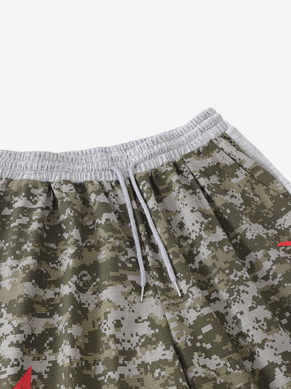 Star Patch Camo Pants