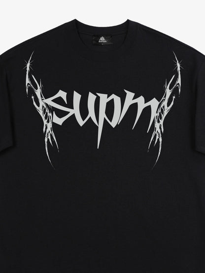 SUPM Gothic Sharp Letter Graphic T-Shirt 