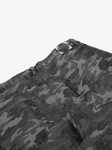 Camo Curved Jeans