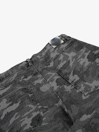 Camo Curved Jeans