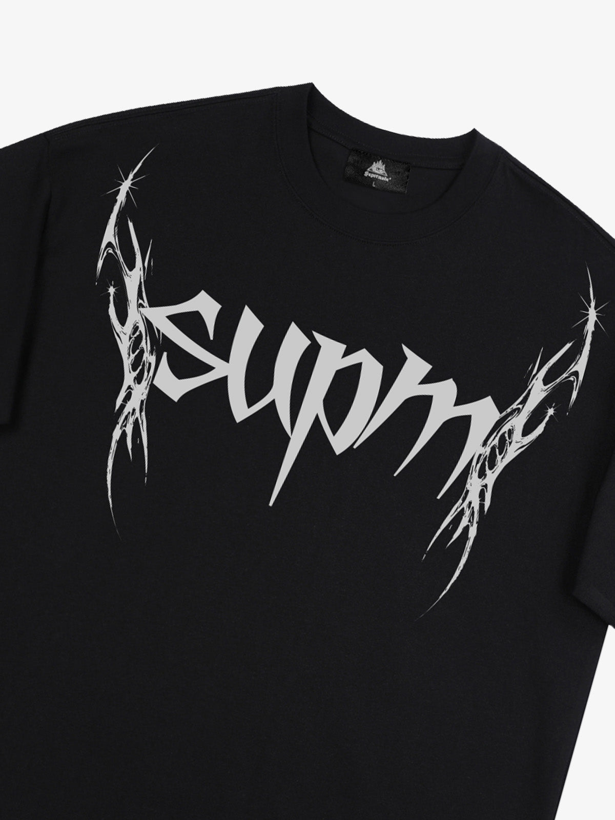 SUPM Gothic Sharp Letter Graphic T-Shirt 