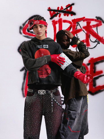 Retro Bandit Hat Graphic Distressed Cropped Hoodie 