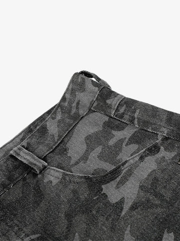 Camo Curved Jeans