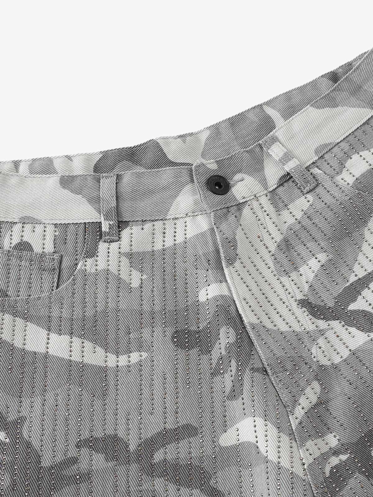 Camo Perforated Cargo Shorts – Wide-Leg Cotton Blend Utility Shorts