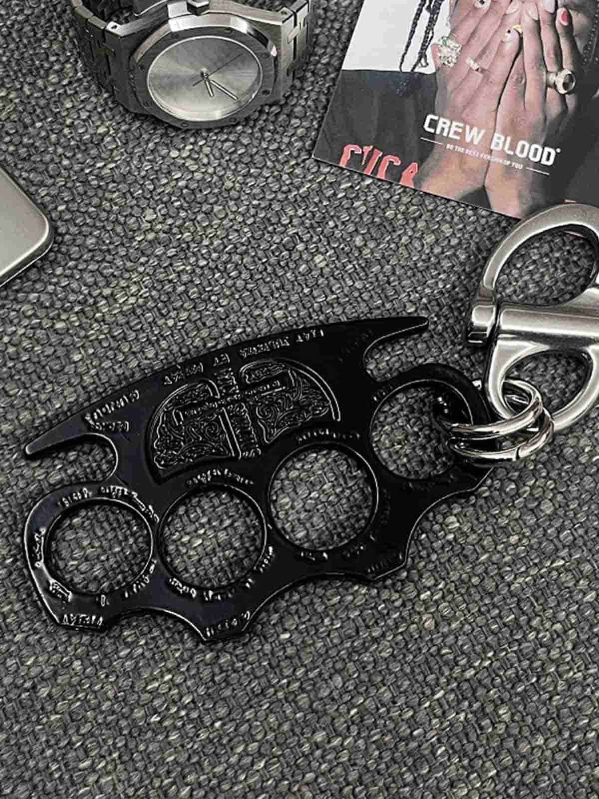 Retro Black Metal Knuckle Keychain