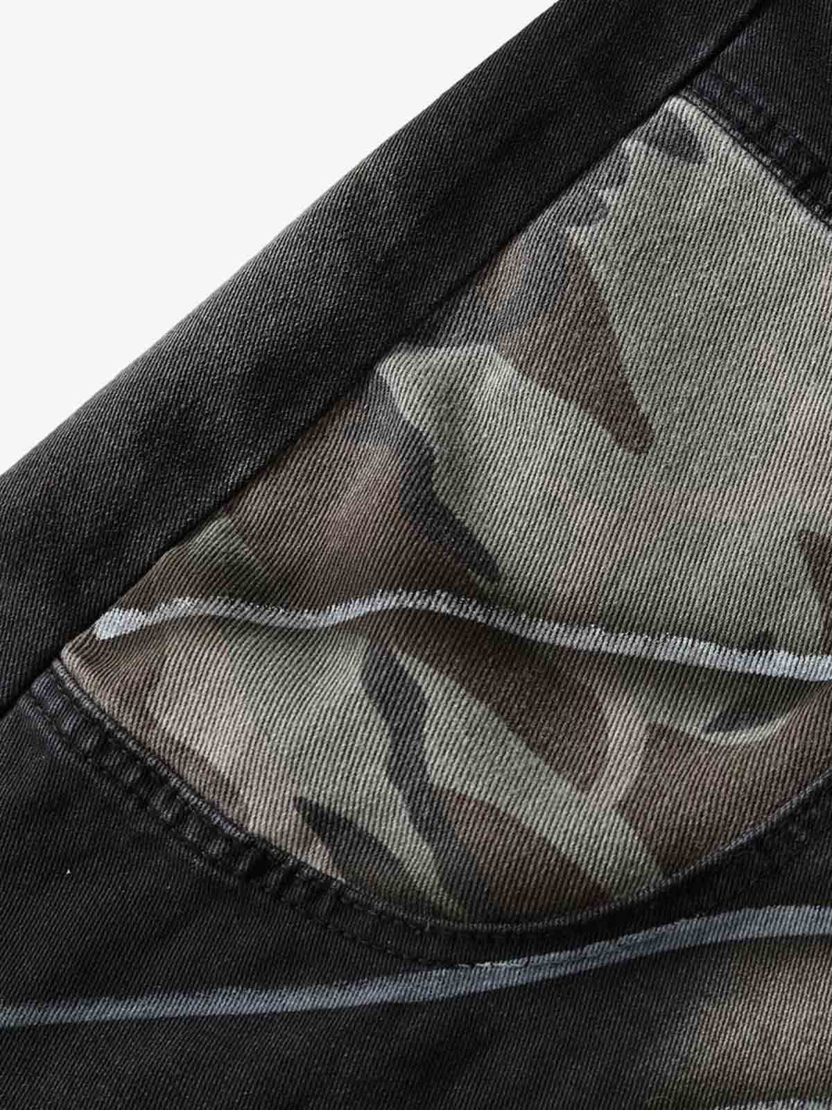 Butterfly Spray Graphic Camo Pocket Barrel Jeans 