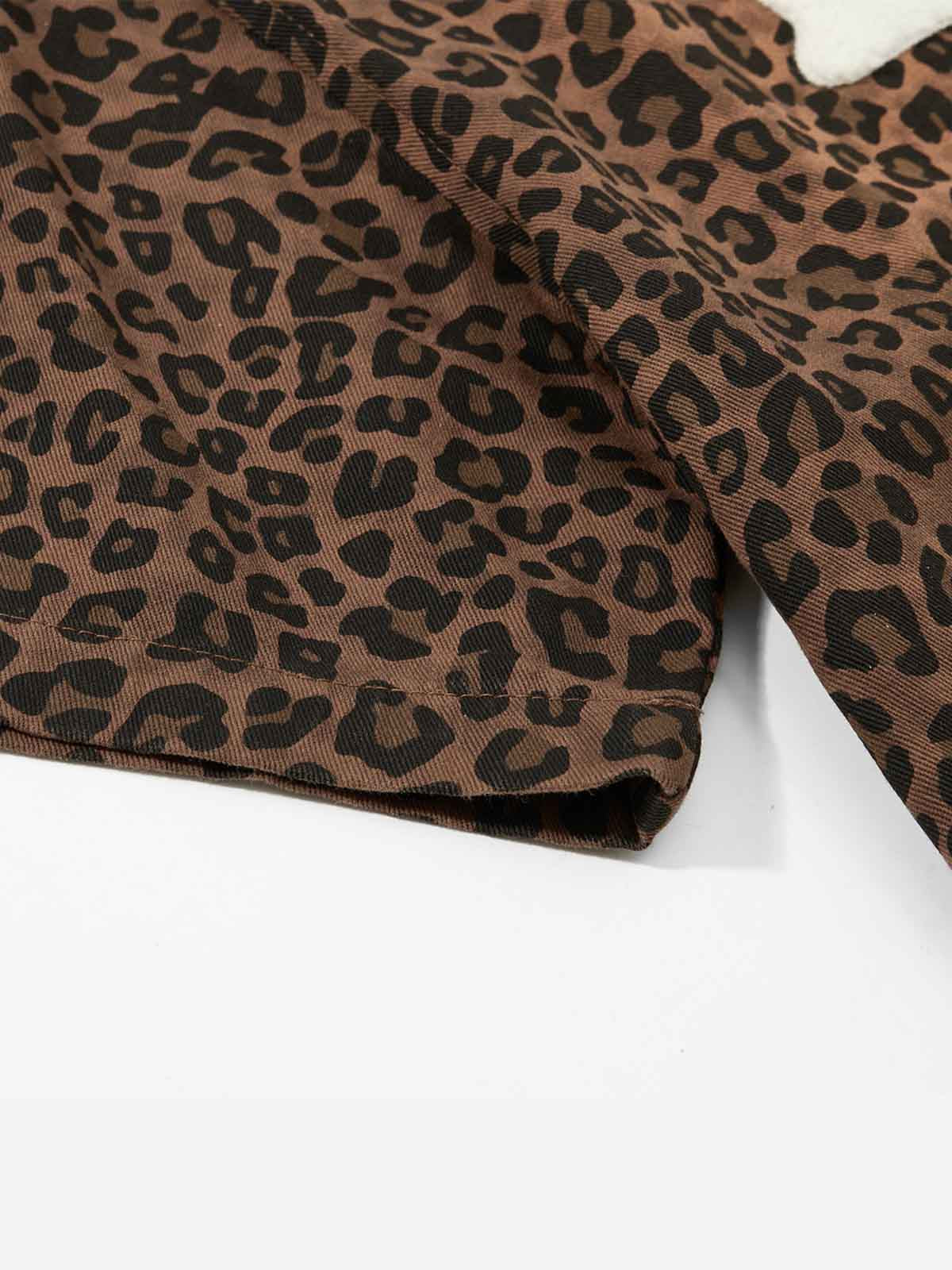 Leopard Graphic Short Sleeve Shirt