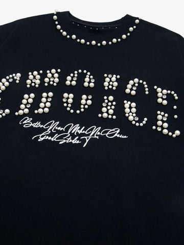 Elegant Pearl-Embellished Oversized T-Shirt 