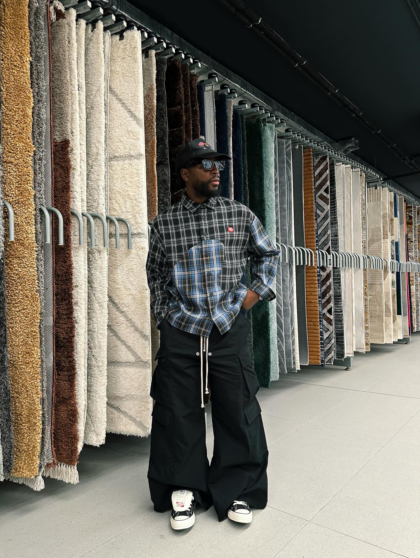 Woven Multi-Pocket Baggy Flared Pants - 2321